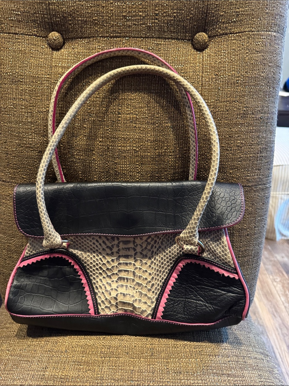 Claudia Firenze croc embossed Italian leather shoulder bag purse